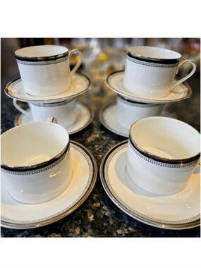 6 Royal Doulton Coffee Tea Cups And Saucers